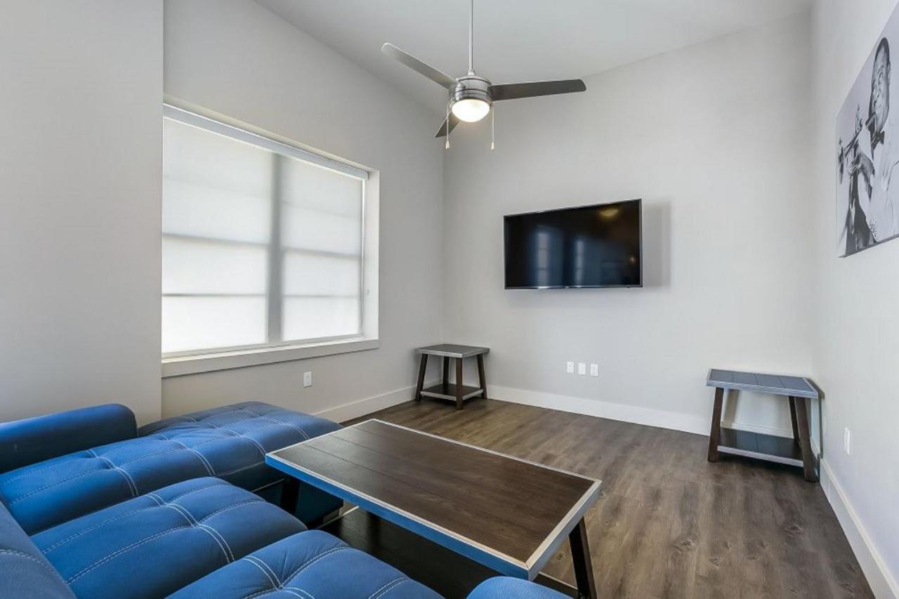 Modern Condo With Game Room In Downtown New Orleans Exteriör bild
