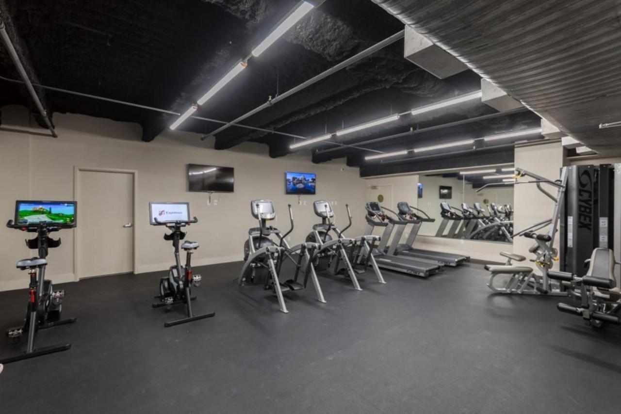 Modern Condo With Game Room In Downtown New Orleans Exteriör bild