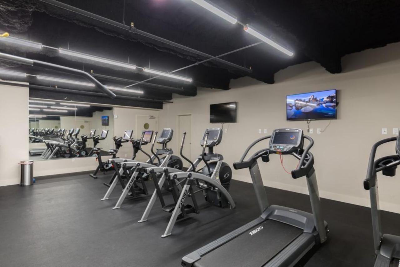 Modern Condo With Game Room In Downtown New Orleans Exteriör bild
