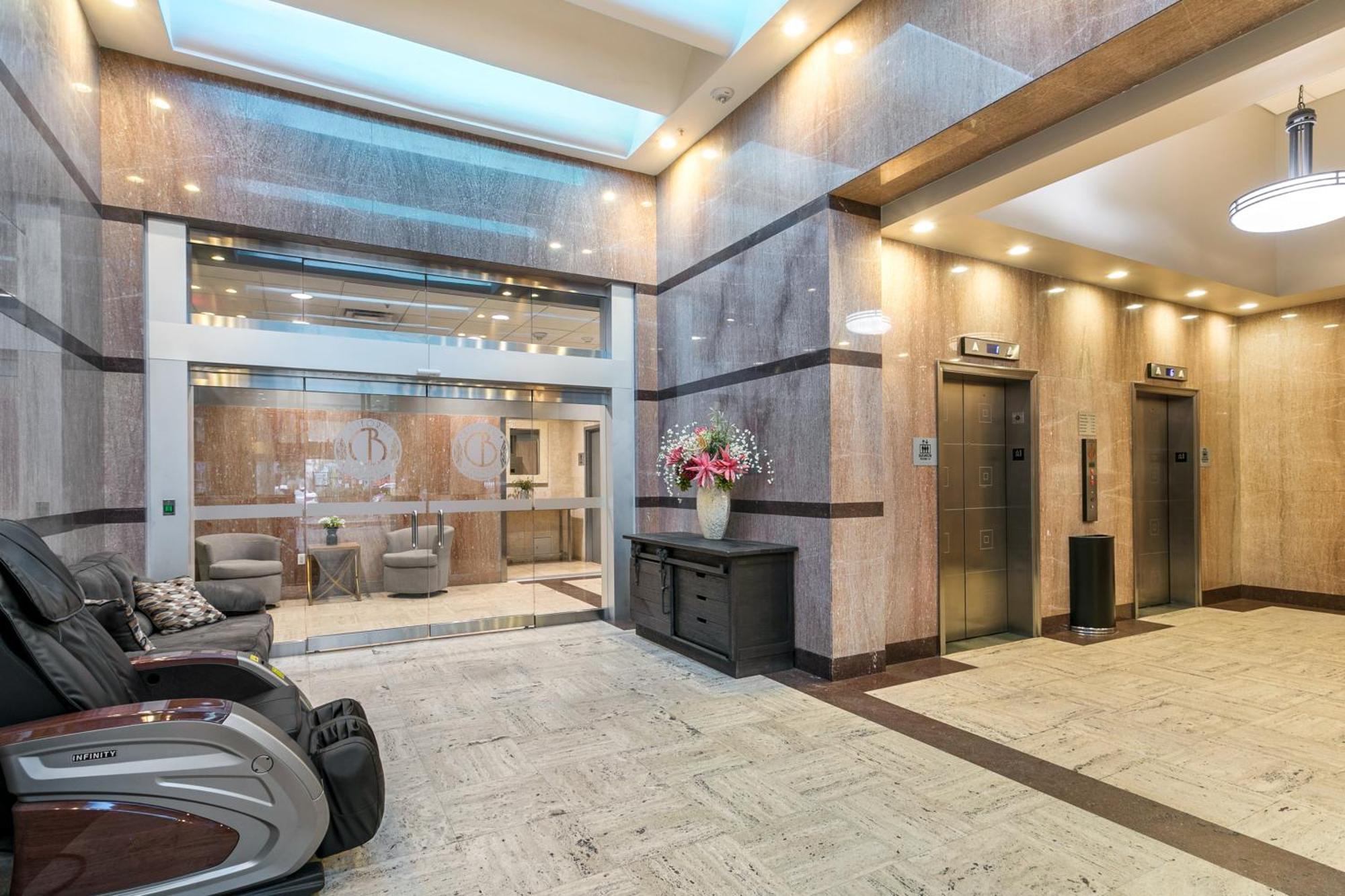 Modern Condo With Game Room In Downtown New Orleans Exteriör bild